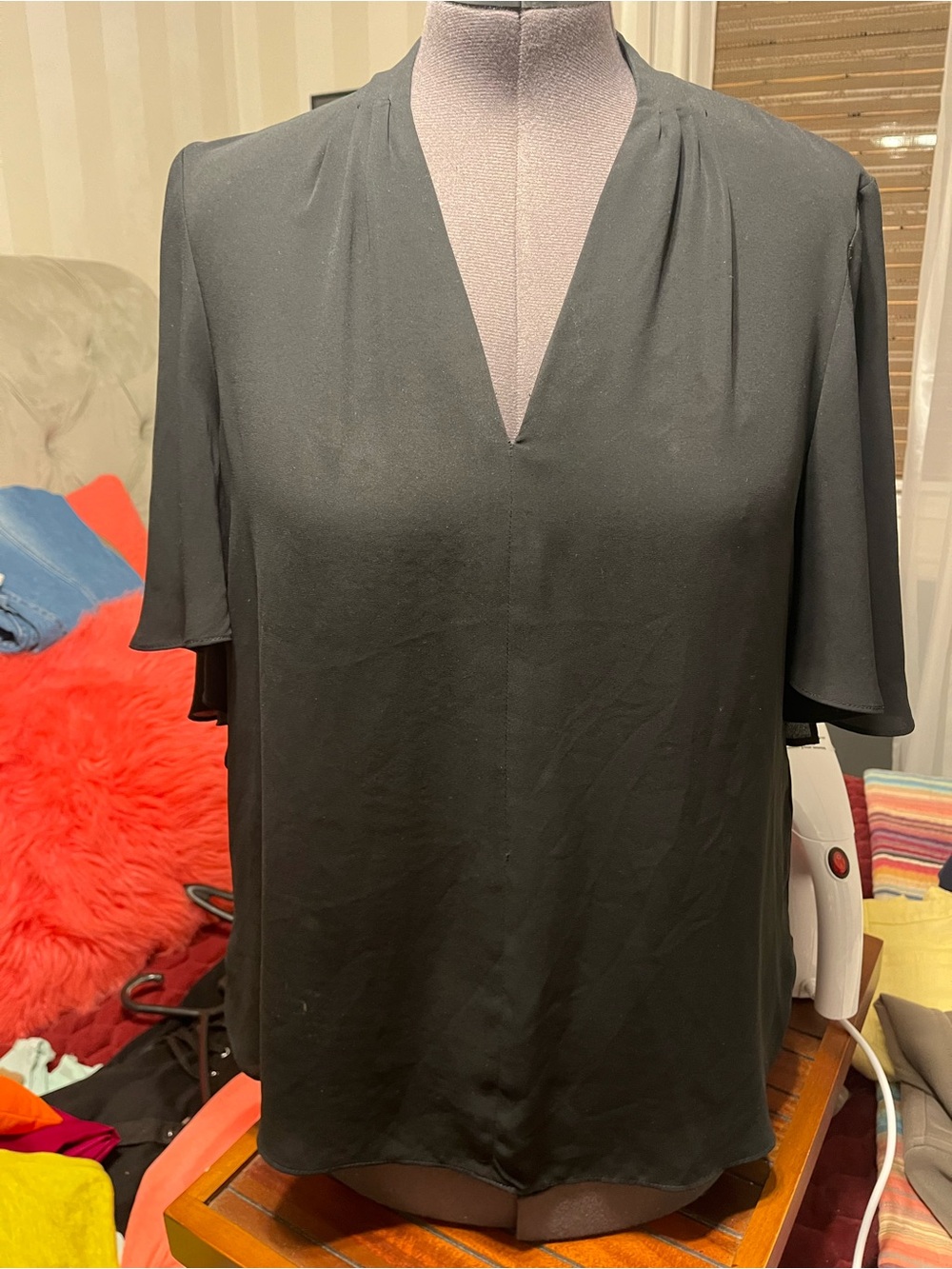 Tahari Black V-Neck Tiered Bat Sleeve Tunic